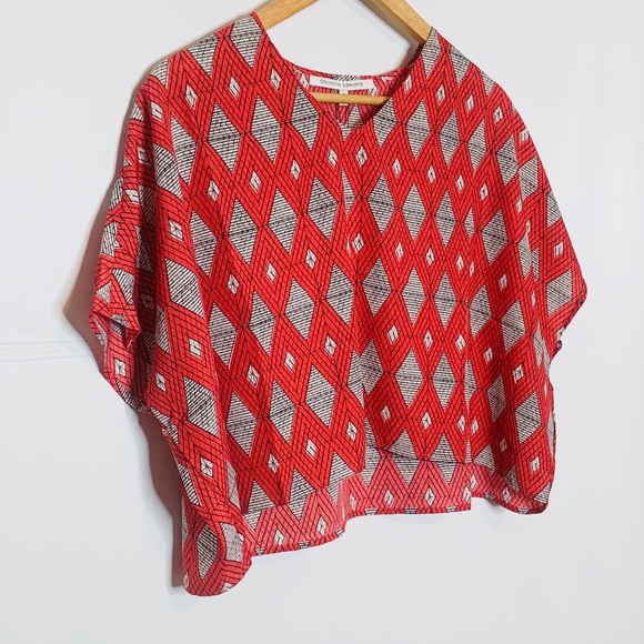 Collective Concepts Stitch Fix | Crop Top Red - Picture 4 of 9
